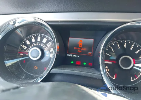 2014 Ford Mustang V6 Premium z USA, uszkodzony, nr VIN 1ZVBP8AM2E5230876